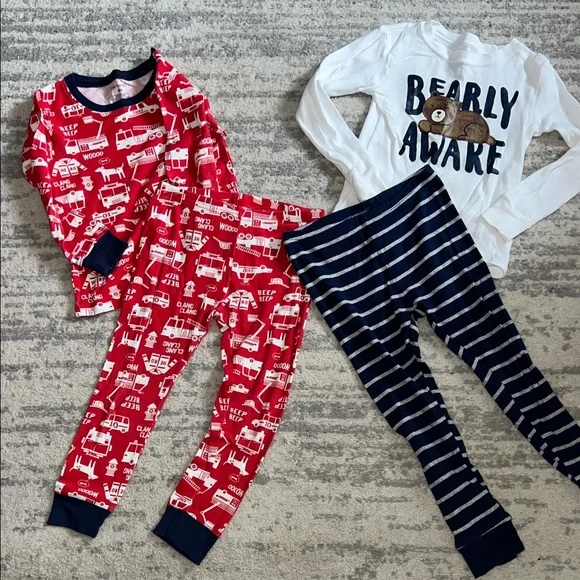 4! Carter’s 4T Pajama Sets - Picture 2 of 4